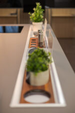 Bucătărie italiană coloane furnir Rovere insulă aluminiu Titan — stoc Milano reducere