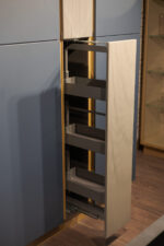 Bucătărie italiană PET Blu Dusty insulă Old Grey rafturi metalice — stoc Milano reducere