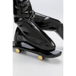 Figurina decorativa neagra Skating Astronaut 26x21 cm