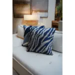 PERNA DECORATIVA ZEBRA 50X50 CM - imagine 2