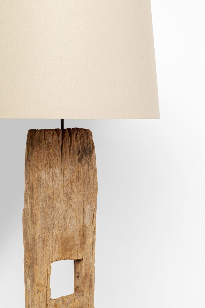 LAMPADAR NATURAL HOLES 175CM