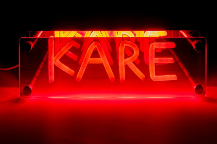 VEIOZĂ LED FONT KARE
